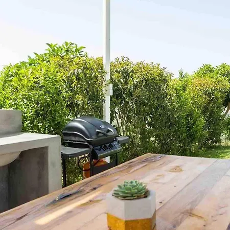 Con Vista- Heated Pool 4 Bdr Sleeps 8 Tsikalaria (Kydonia)