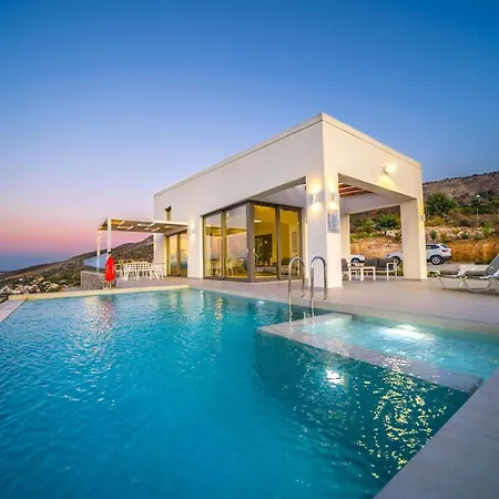Con Vista- Heated Pool 4 Bdr Sleeps 8 * Tsikalaria (Kydonia)