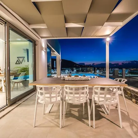Con Vista- Heated Pool 4 Bdr Sleeps 8